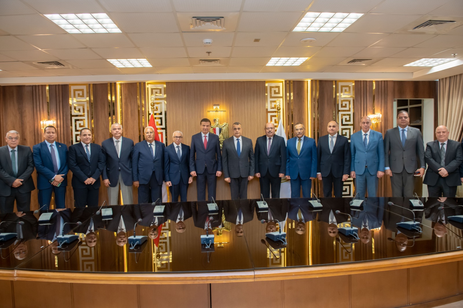 وزيرا الإنتاج الحربى والزراعة يشهدان توقيع اتفاقية للاستفادة من المنتجات الزراعية وتسويقها