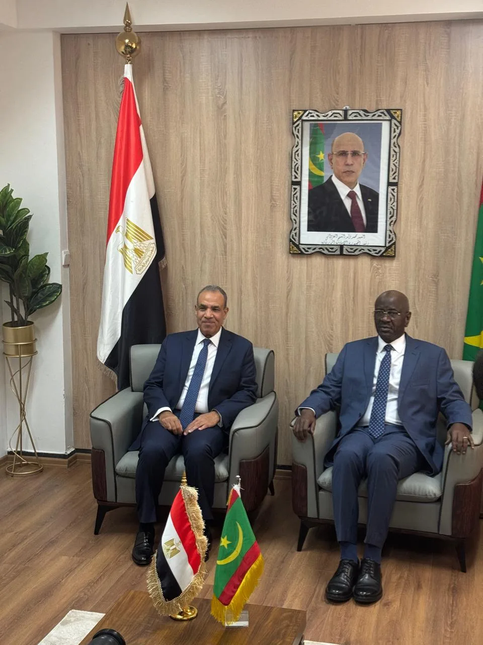 وزيرا الخارجية في طموح لتعزيز التعاون الثنائي بين البلدين وزيرا الخارجية في طموح لتعزيز التعاون الثنائي بين البلدين