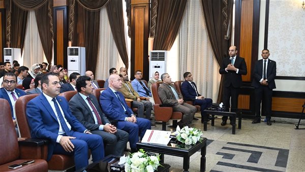 وزيرا الشباب والتعليم العالي يشهدان انطلاق سلسلة الحوارات الشبابية