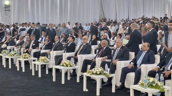 وزيرا المجالس النيابية والشباب في مؤتمر “الجبهة الوطنية”: الرئيس أسس مبادئ التعددية الحزبية وزيرا المجالس النيابية والشباب في مؤتمر “الجبهة الوطنية”: الرئيس أسس مبادئ التعددية الحزبية