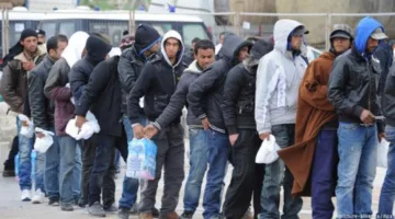 وزيرة أميركية تخلط بين مفهوم “الحبس غير القانوني” وصلاحيات ترحيل المهاجرين