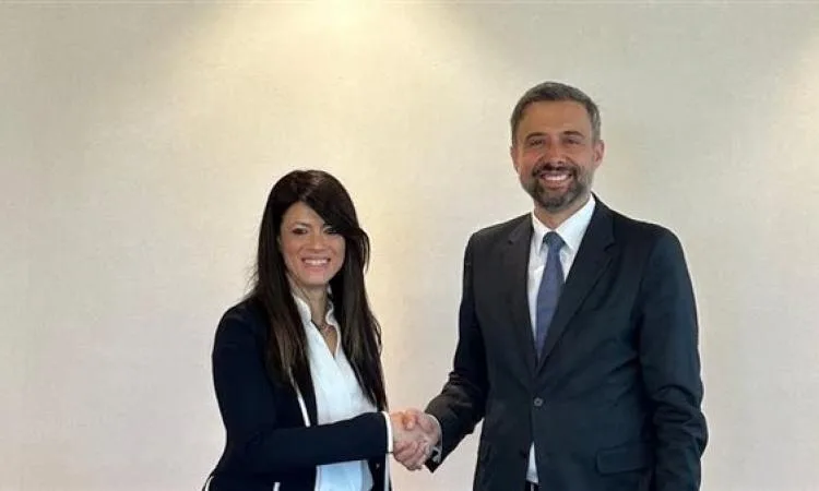 وزيرة التخطيط تلتقي برئيس “إيفاد” لمناقشة الجهود المبذولة في تعزيز التنمية الزراعية والريفية وزيرة التخطيط تلتقي برئيس “إيفاد” لمناقشة الجهود المبذولة في تعزيز التنمية الزراعية والريفية