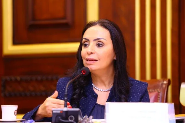 «وزيرة التضامن»: برنامج تكافل وكرامة يساهم حاليا في دعم 4.7 مليون مواطن. «وزيرة التضامن»: برنامج تكافل وكرامة يساهم حاليا في دعم 4.7 مليون مواطن.