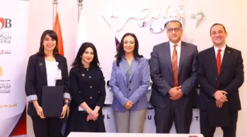 وزيرة التضامن تشهد توقيع اتفاقية تعاون بين بنك ناصر ومستشفى أهل مصر لعلاج المصابين بالحروق.