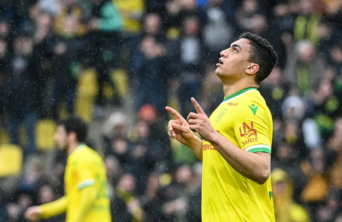 وزيرة فرنسية تدعو إلى معاقبة اللاعب المصري مصطفى محمد لهذا السبب وزيرة فرنسية تدعو إلى معاقبة اللاعب المصري مصطفى محمد لهذا السبب