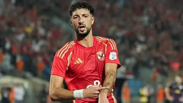 وسام أبو علي يقود هجوم الأهلي أمام المصري بالدوري الممتاز
