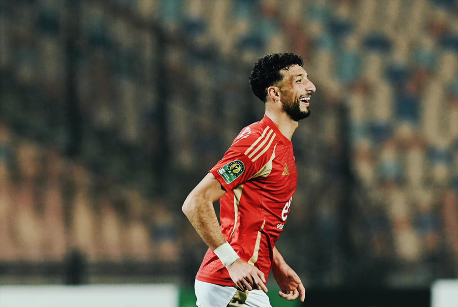 وسام أبو علي يقود هجوم الأهلي ضد حرس الحدود في الدوري