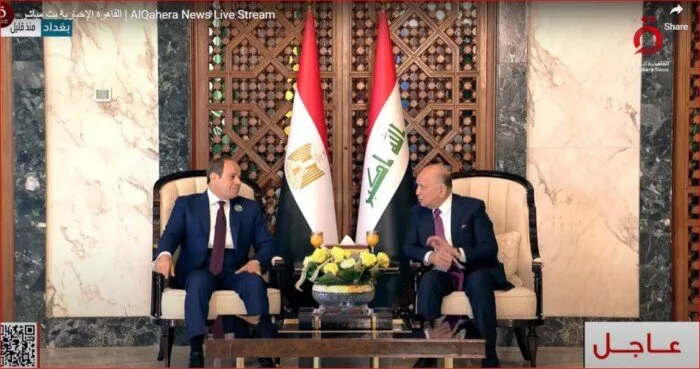 وصول القادة والزعماء العرب إلى موقع انعقاد القمة العربية الرابعة والثلاثين في بغداد وصول القادة والزعماء العرب إلى موقع انعقاد القمة العربية الرابعة والثلاثين في بغداد