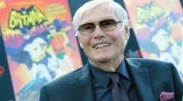 وفاة الممثل “إد جيل”، نجم فيلم “تشاكي”، عن عمر يناهز 61 عامًا