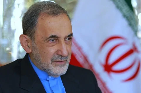 وفد من حماس والجهاد الإسلامي يناقش مع مستشار خامنئي الأوضاع في غزة وفد من حماس والجهاد الإسلامي يناقش مع مستشار خامنئي الأوضاع في غزة