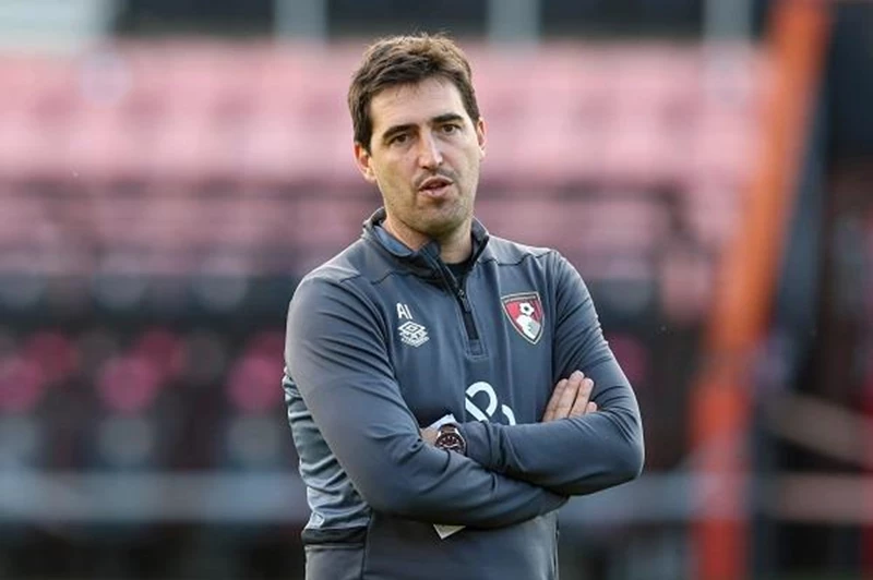 وكيل إيراولا: اللاعب حصل على عرض من الهلال السعودي وكيل إيراولا: اللاعب حصل على عرض من الهلال السعودي