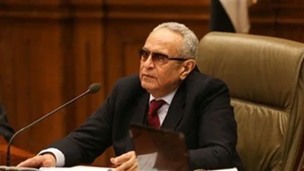 “أبو شقة” يوافق على اقتراح لتعديل بعض مواد قانون مجلس الشيوخ. “أبو شقة” يوافق على اقتراح لتعديل بعض مواد قانون مجلس الشيوخ.