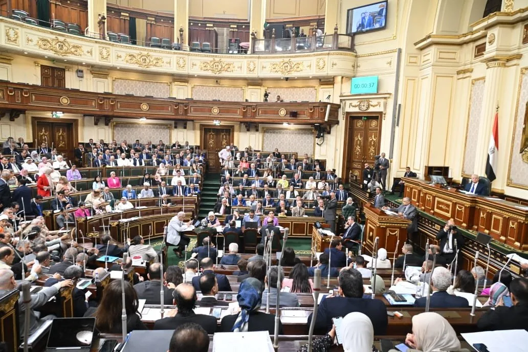 البرلمان يعتمد تشريعات الانتخابات النيابية.. ورئيس المجلس يؤكد: الانتخابات القادمة ستنظم تحت إشراف أعضاء السلطات القضائية على كل صندوق اقتراع. البرلمان يعتمد تشريعات الانتخابات النيابية.. ورئيس المجلس يؤكد: الانتخابات القادمة ستنظم تحت إشراف أعضاء السلطات القضائية على كل صندوق اقتراع.
