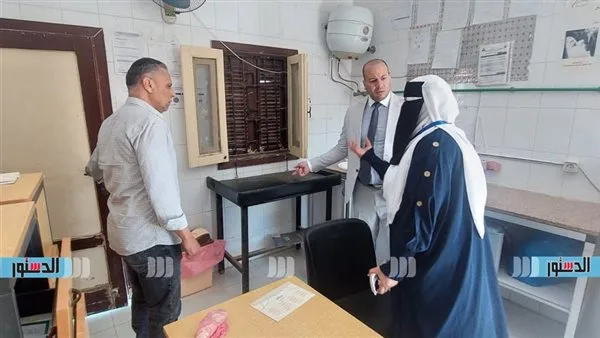 وكيل صحة مطروح يحيل مدير وحدة بنجر 23 ومدير الإدارة الصحية للتحقيق” يمكن إعادة صياغته كالتالي:
“وكيل وزارة الصحة في مطروح يقرر إحالة مدير وحدة بنجر 23 ومدير الإدارة الصحية للتحقيق وكيل صحة مطروح يحيل مدير وحدة بنجر 23 ومدير الإدارة الصحية للتحقيق” يمكن إعادة صياغته كالتالي:
“وكيل وزارة الصحة في مطروح يقرر إحالة مدير وحدة بنجر 23 ومدير الإدارة الصحية للتحقيق