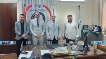 وكيل وزارة الصحة في مطروح يلتقي المدير العام لمستشفيات جامعة الإسكندرية