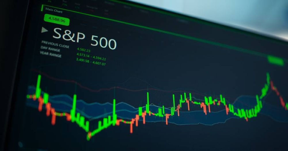 وول ستريت تغلق على ارتفاع مدفوعة بنتائج مايكروسوفت وميتا