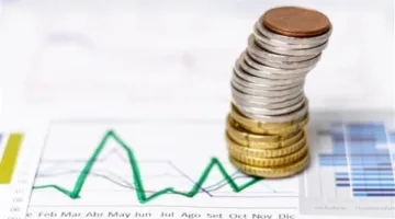 وول ستريت جورنال: خفض التصنيف الائتماني لأمريكا يثير قلقًا بشأن نمو الاقتصاد
