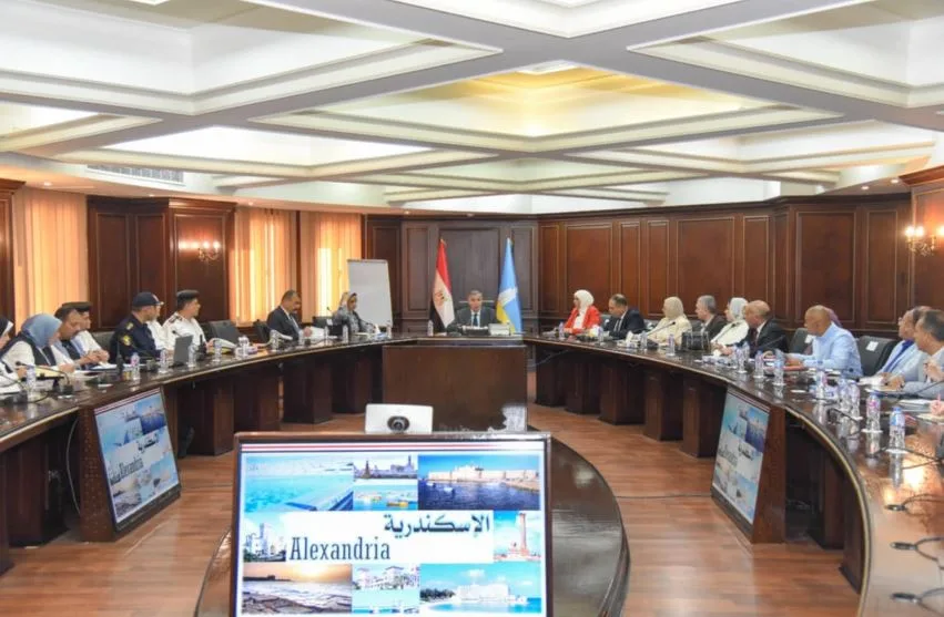 محافظ الإسكندرية يرصد استعدادات الأجهزة التنفيذية لاستقبال عيد الأضحى المبارك. محافظ الإسكندرية يرصد استعدادات الأجهزة التنفيذية لاستقبال عيد الأضحى المبارك.