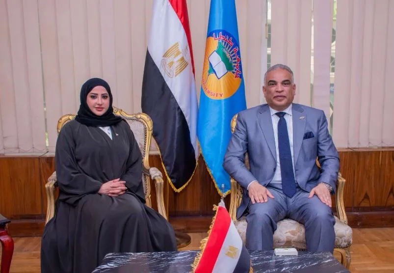 رئيس جامعة طنطا يبحث مع المستشار الثقافي بسفارة البحرين سبل التعاون في الدراسات العليا والتدريب