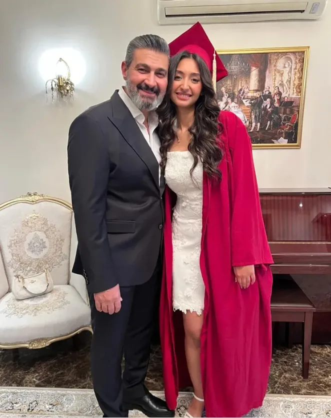 ياسر جلال يشارك في احتفال تخرج ابنته من المرحلة الثانوية ياسر جلال يشارك في احتفال تخرج ابنته من المرحلة الثانوية