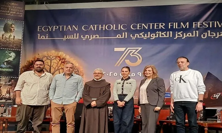 ياسمين رئيس ومحمد حفظي في ضيافة المركز الكاثوليكي