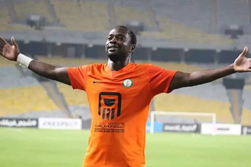 ياو أنور يجيب: البنك الأهلي يتعادل مع الأهلي (فيديو) ياو أنور يجيب: البنك الأهلي يتعادل مع الأهلي (فيديو)