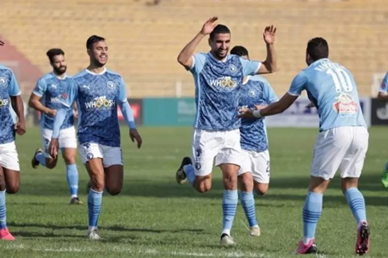 يستشعرون لذة النجاح.. ثلاثي بيراميدز يسعى للفوز بلقب أفريقيا الثاني يستشعرون لذة النجاح.. ثلاثي بيراميدز يسعى للفوز بلقب أفريقيا الثاني