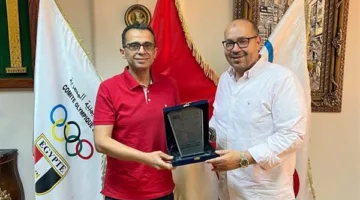 يستقبل ياسر إدريس فريق دبلومة الإدارة الرياضية من “فيفا”