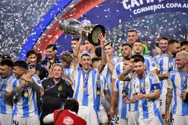 يسعى للعثور على منزل.. بطل العالم يقترب من الانتقال إلى ريال مدريد