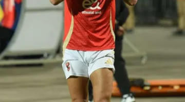 يغيب نجم الأهلي عن مواجهة باتشوكا قبل بطولة كأس العالم.. “أزمة ريفيرو”