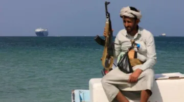 الحوثيون يعلنون عن وفاة صيادين يمنيين إثر نيران البحرية الإريترية