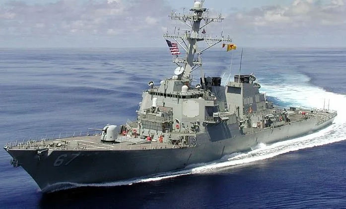 أسوشيتد برس: أمر بنقل المدمرة الأمريكية USS توماس هودنر إلى منطقة الشرق الأوسط أسوشيتد برس: أمر بنقل المدمرة الأمريكية USS توماس هودنر إلى منطقة الشرق الأوسط