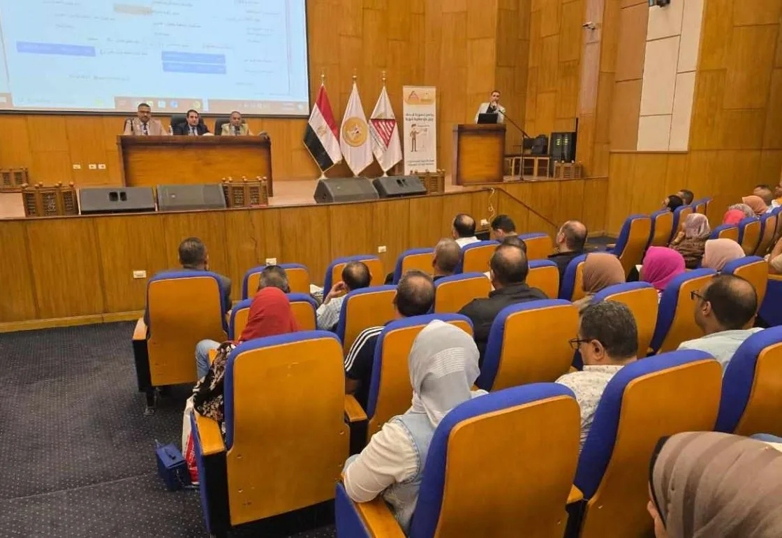 تنظيم ورشة عمل حول الأسلوب الجديد لإصدار تراخيص المحلات العامة من قبل التنمية المحلية تنظيم ورشة عمل حول الأسلوب الجديد لإصدار تراخيص المحلات العامة من قبل التنمية المحلية
