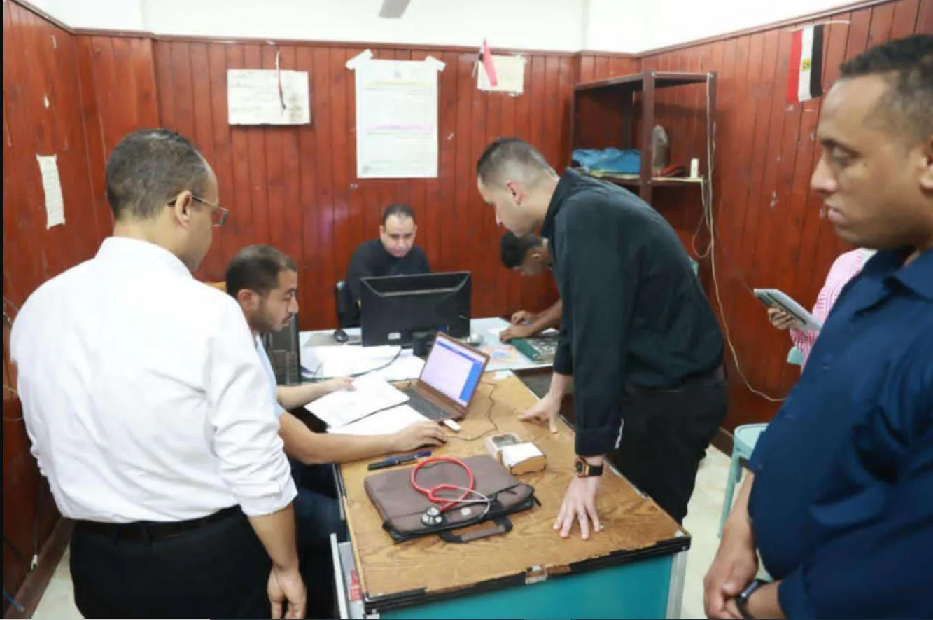 نائب وزير الصحة يواصل زيارته الميدانية في محافظة القاهرة بتفقد مرافق الرعاية الأساسية نائب وزير الصحة يواصل زيارته الميدانية في محافظة القاهرة بتفقد مرافق الرعاية الأساسية