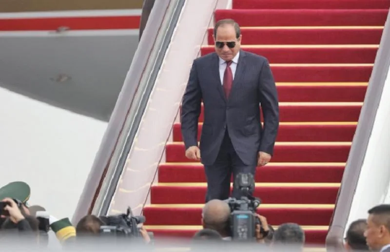 الرئيس السيسي يعود إلى الوطن بعد زيارة رسمية للإمارات الرئيس السيسي يعود إلى الوطن بعد زيارة رسمية للإمارات