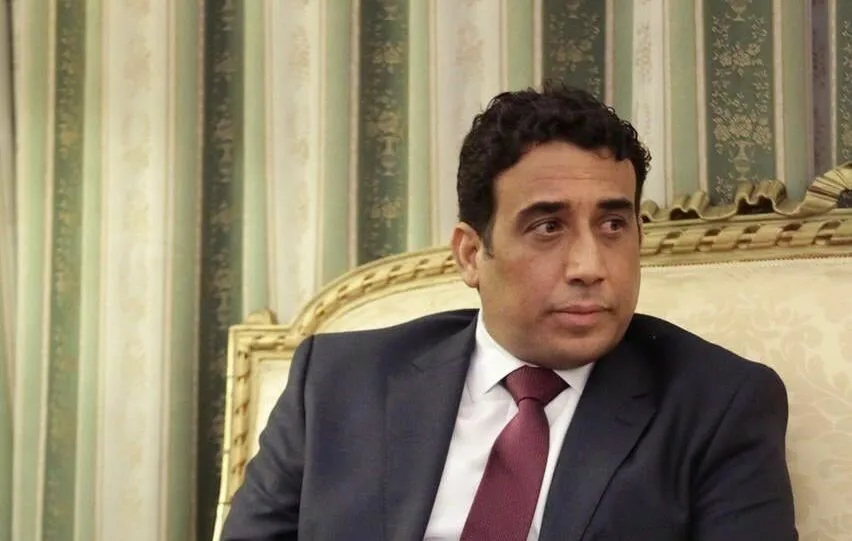 ليبيا: المنفي يعلن قرارًا بحظر الأسلحة في طرابلس ويكلف الشرطة بتعزيز الأمن ليبيا: المنفي يعلن قرارًا بحظر الأسلحة في طرابلس ويكلف الشرطة بتعزيز الأمن