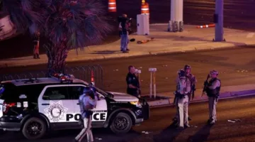 الشرطة الأمريكية: fatalities in a shooting incident on Las Vegas Street.