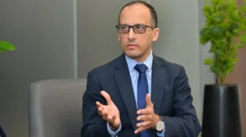 المتحدث الرسمي: الحكومة تتمسك بنظام سعر الصرف المرن وتعمل على إرساء صناعة السيارات وتشجيع الاستثمارات.