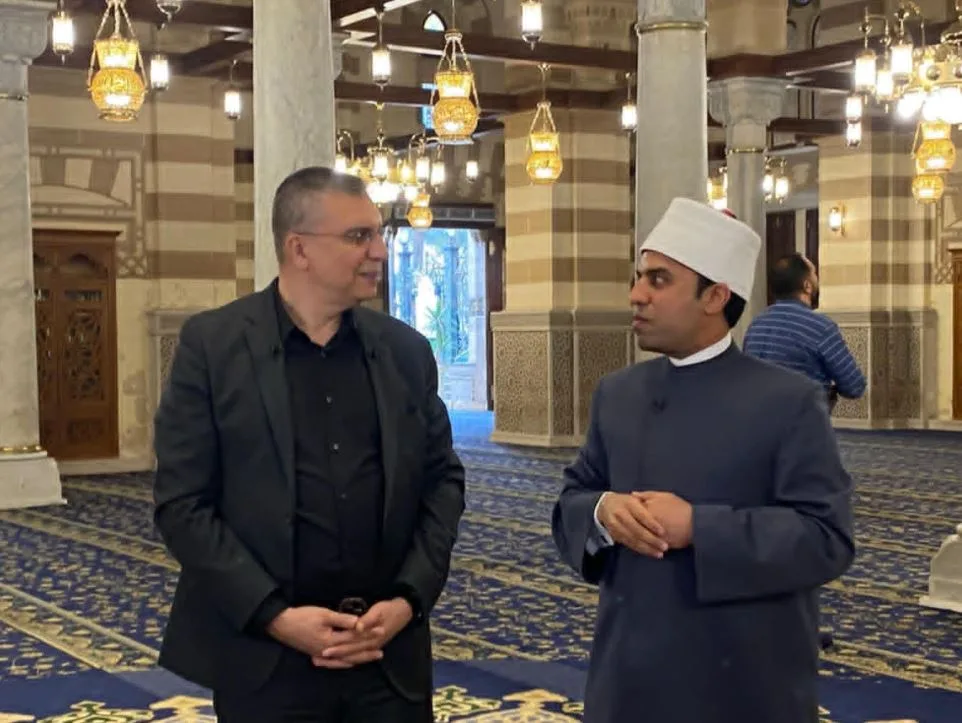 اليوم وغدًا.. حلقتان مميزتان لبرنامج “واحد من الناس” من داخل مسجد السيدة زينب اليوم وغدًا.. حلقتان مميزتان لبرنامج “واحد من الناس” من داخل مسجد السيدة زينب