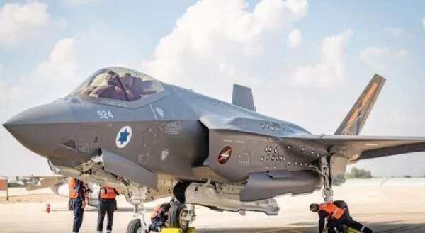 عاجل | الجيش الإيراني: قواتنا هاجمت طائرة F35 في الغرب والطيار استخدم المظلة للنجاة عاجل | الجيش الإيراني: قواتنا هاجمت طائرة F35 في الغرب والطيار استخدم المظلة للنجاة