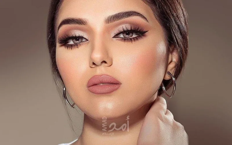 6 خطوات أساسية لمكياج صيفي يبرز جمالك ويحافظ على صحة بشرتك 6 خطوات أساسية لمكياج صيفي يبرز جمالك ويحافظ على صحة بشرتك