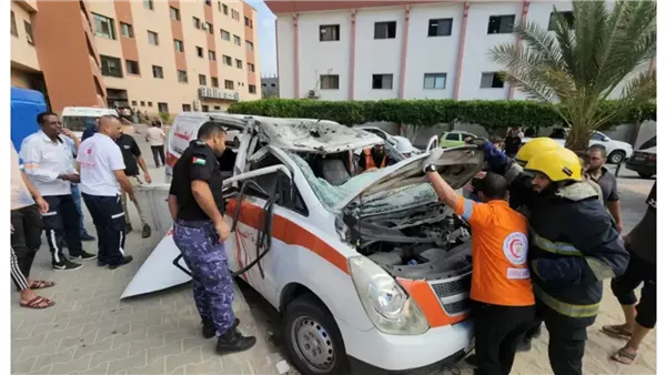 وسائل إعلام إيرانية: استشهاد 3 موظفين من الهلال الأحمر جراء غارة إسرائيلية على طهران وسائل إعلام إيرانية: استشهاد 3 موظفين من الهلال الأحمر جراء غارة إسرائيلية على طهران