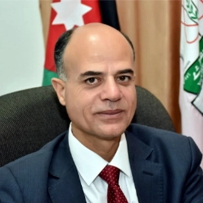 المساعده تكتب: استعراض لكتاب “ملك وشعب (9)” حول المبادرات الملكية الرفيعة لتحسين الخدمات في المخيمات ـ تأليف: أ.د. عدنان مساعده المساعده تكتب: استعراض لكتاب “ملك وشعب (9)” حول المبادرات الملكية الرفيعة لتحسين الخدمات في المخيمات ـ تأليف: أ.د. عدنان مساعده