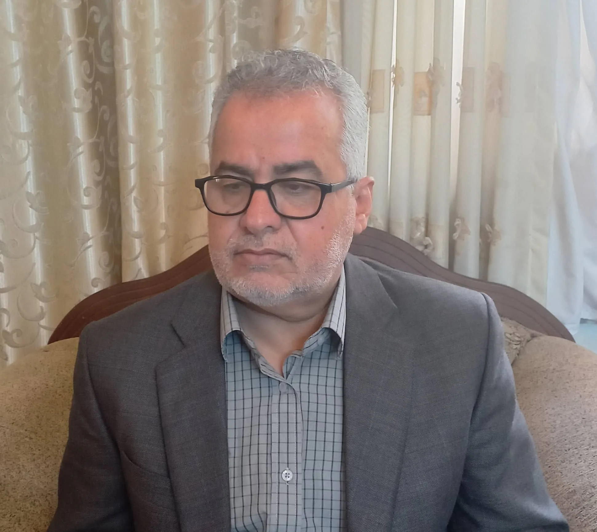 رفرفة جفني: مجموعة قصصية جديدة للدكتور حسين جداونه رفرفة جفني: مجموعة قصصية جديدة للدكتور حسين جداونه