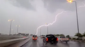الأرصاد الجوية: هطول أمطار رعدية غير اعتيادية على الإسكندرية ومدن شمال مصر
