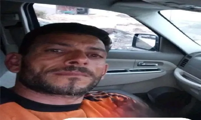 تدخل لإنهاء النزاع ففقد حياته بسبب شجاعته.. مقتل شاب أثناء محاولة فض شجار في منيا القمح تدخل لإنهاء النزاع ففقد حياته بسبب شجاعته.. مقتل شاب أثناء محاولة فض شجار في منيا القمح