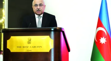 rewrite this title in other words: السفير أديش مامادوف: علاقات قطر وأذربيجان تشهد تطورًا مستمرًا