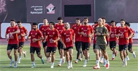 الأهلي يتمسك بلاعبه ويرفض انتقاله إلى الدوري القطري