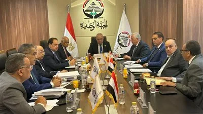 قيادات الجبهة الوطنية تجتمع لمناقشة التحضيرات للانتخابات البرلمانية القادمة قيادات الجبهة الوطنية تجتمع لمناقشة التحضيرات للانتخابات البرلمانية القادمة