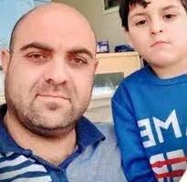 بعد أيام من استشهاد أبنائه التسعة.. الطبيب حمدي النجار ي joins his children في خان يونس